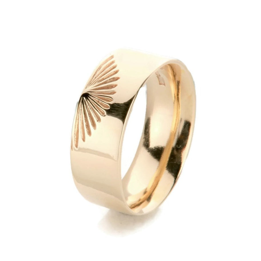 18ct yellow gold wedding ring for men and women