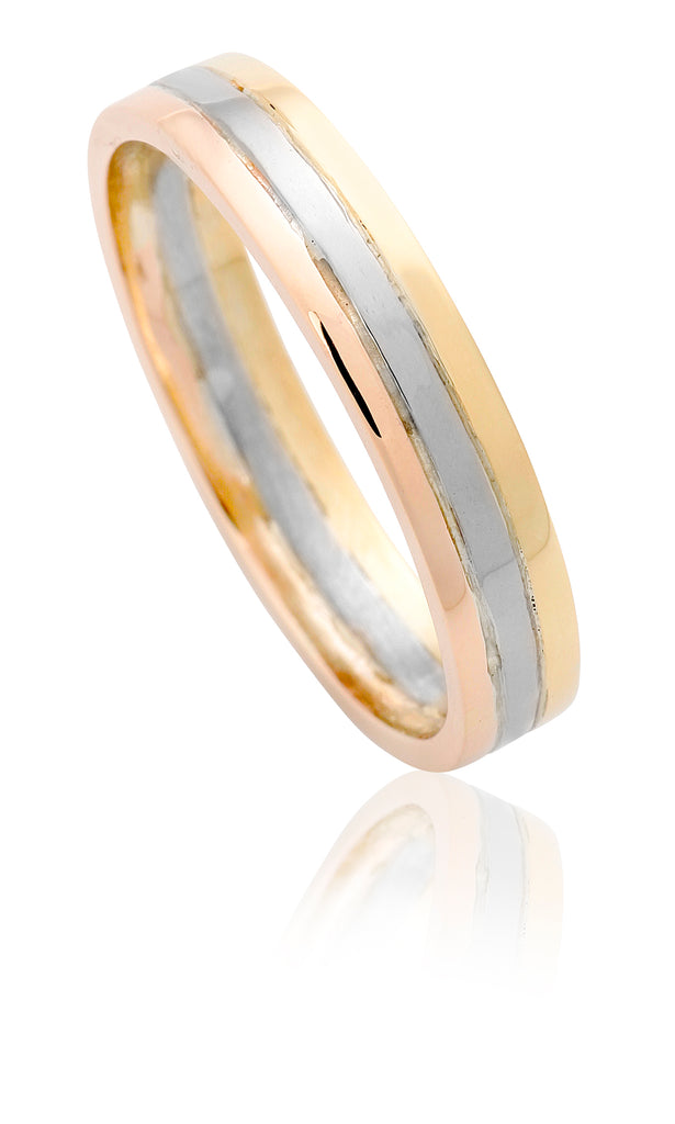 Wedding ring with stripes of yellow gold, white gold and red gold
